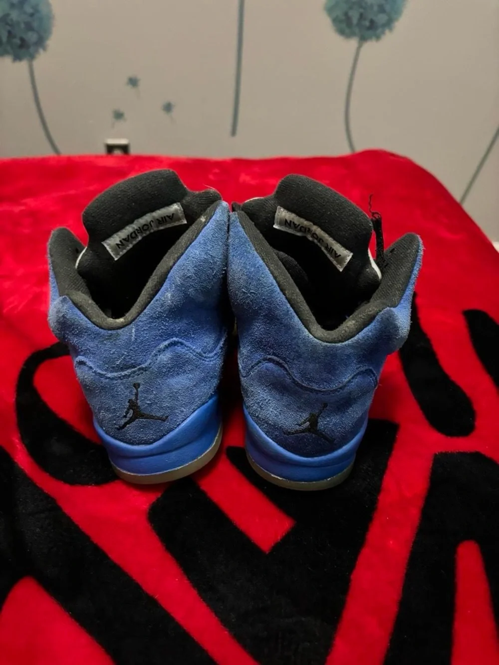 Jordan Kids Blue Suede Jumpman Sneakers with Black Accents